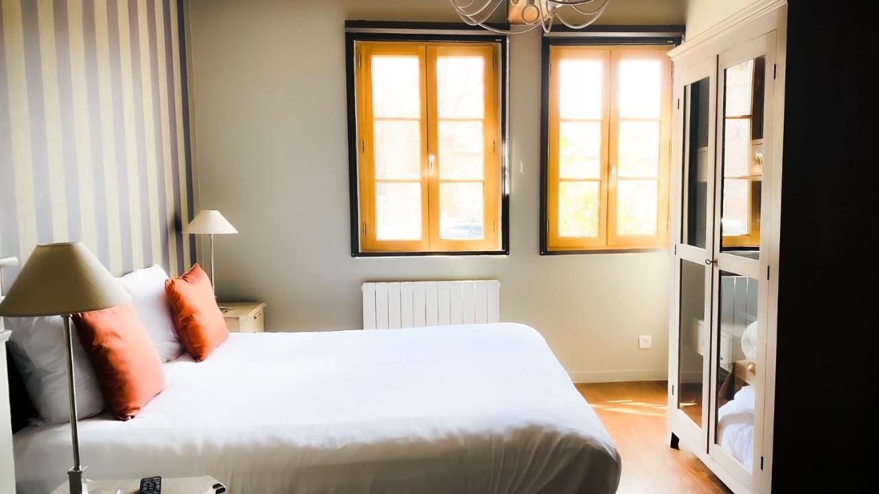 Hotel La Licorne & Spa Lyons-la-Forêt Eksteriør bilde